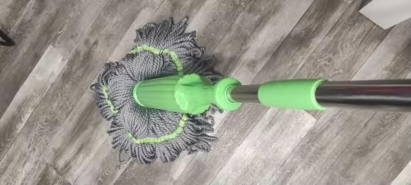 360° Self-Twisting Magic Spin Mop with Microfiber Cleaning Head
